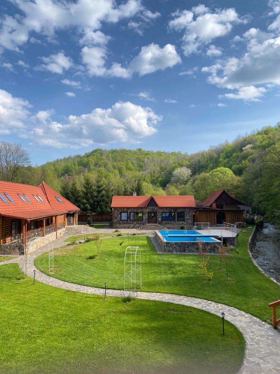 Darino Appartement Rodnikovka Buitenkant foto